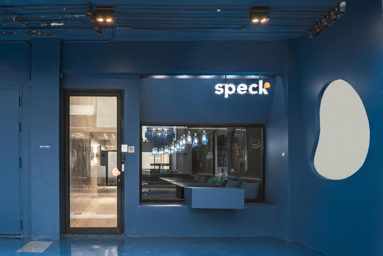 Хостел Speck Бангкок Экстерьер фото